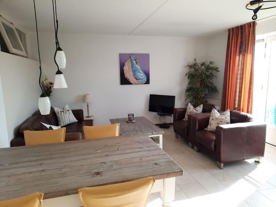 Beach Apartment +/- 5 Minutes To Sea, Self Checkin Julianadorp Eksteriør billede